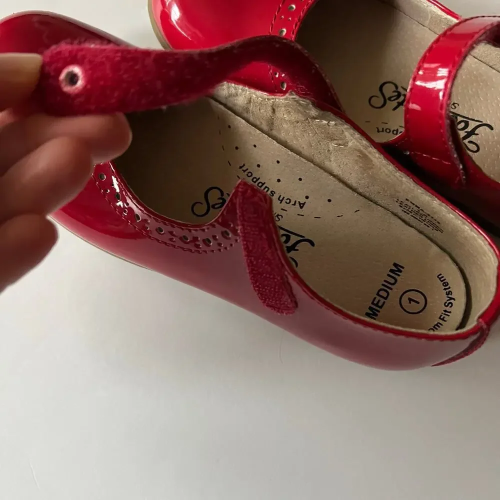 Footmates red patent leather Mary Janes